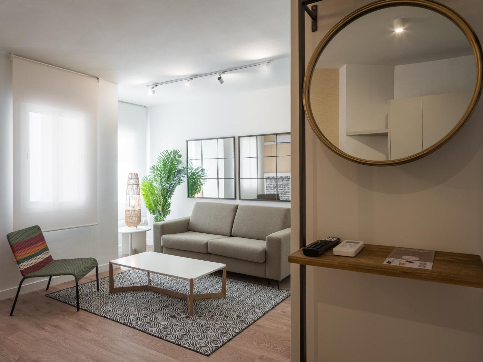 Sunn Amador De Los Rios, By Homing U Seville Exterior photo